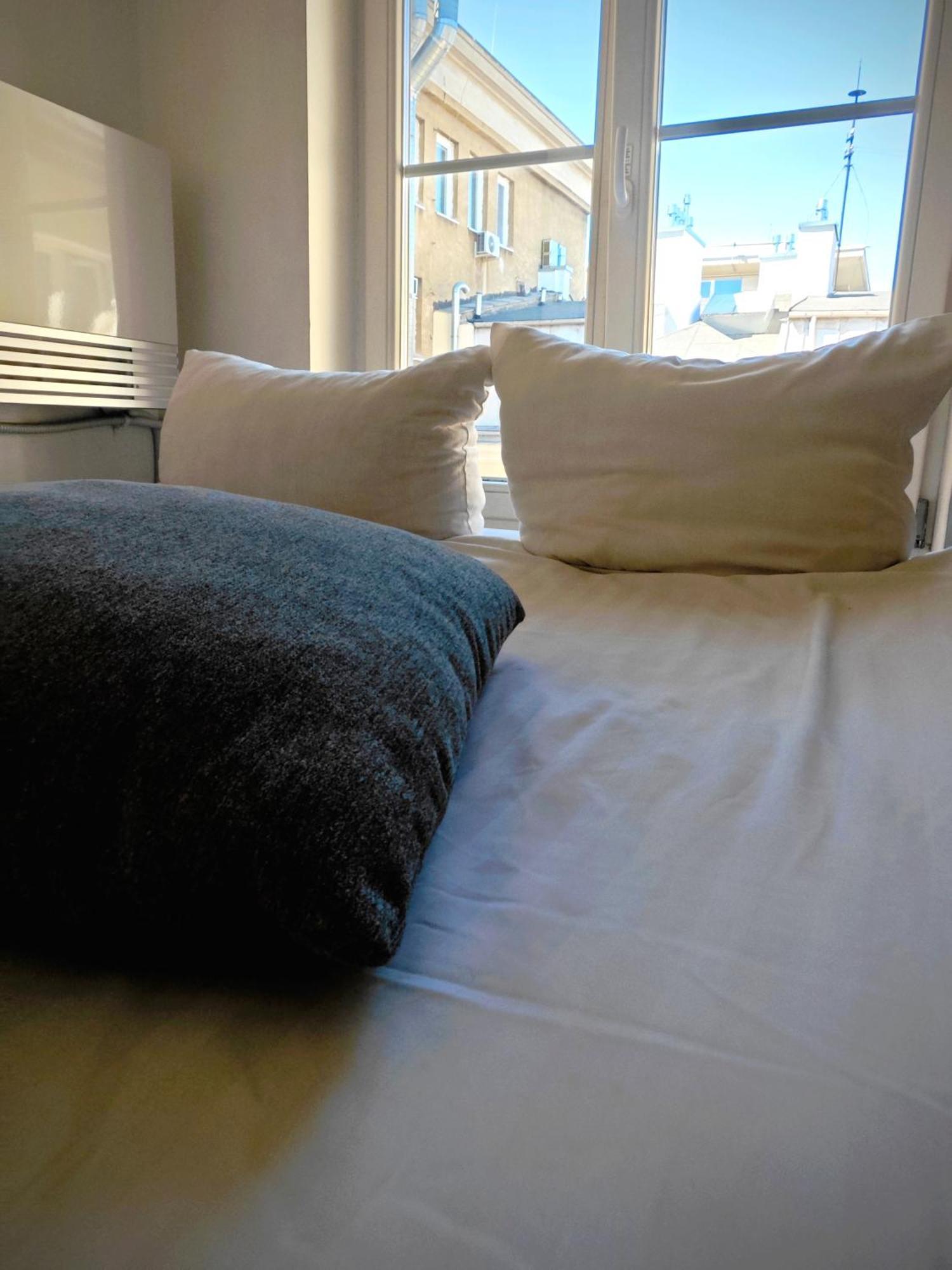 Apartamenty Wilcza - City Center Varsóvia Quarto foto