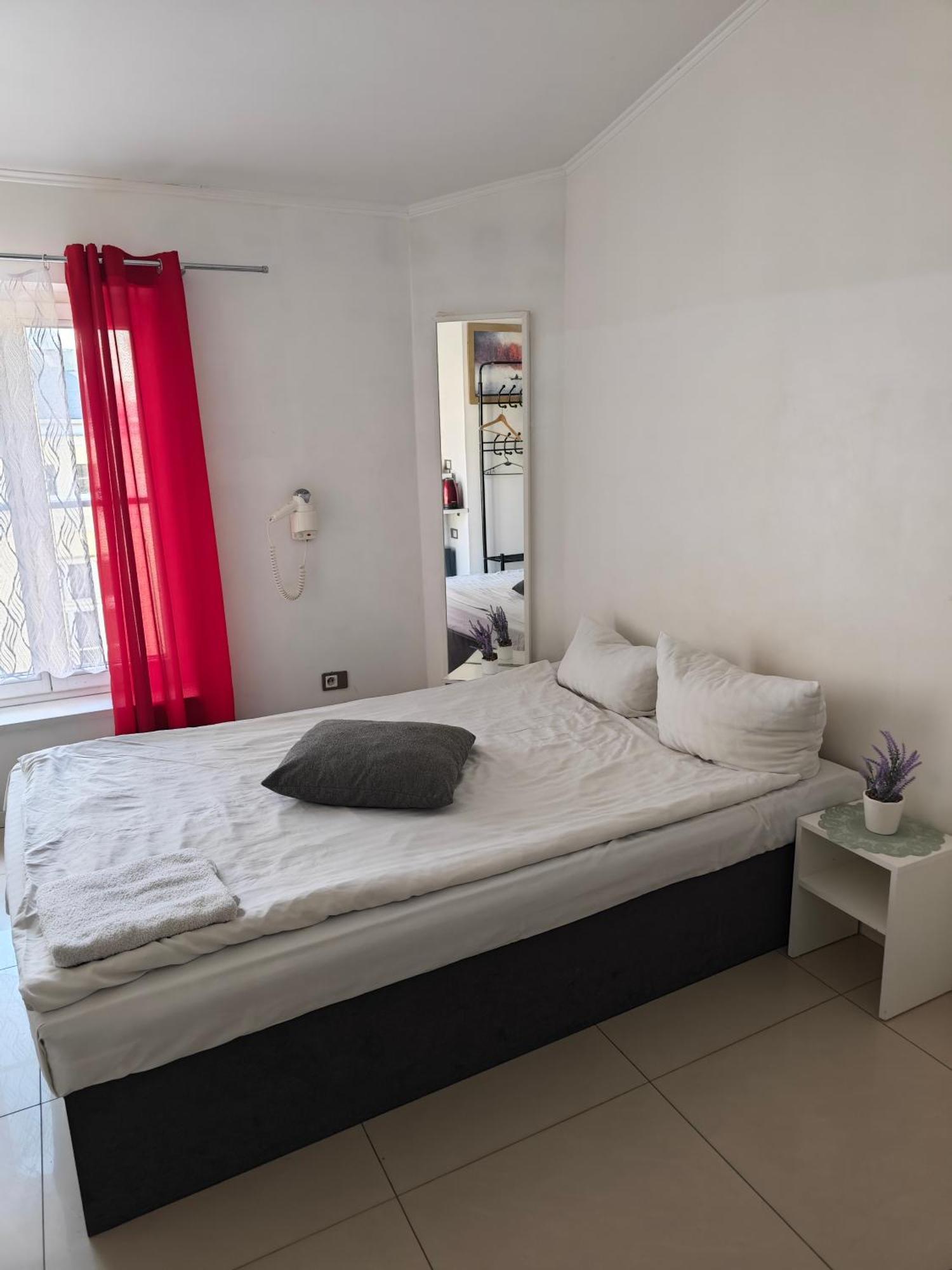 Apartamenty Wilcza - City Center Varsóvia Quarto foto