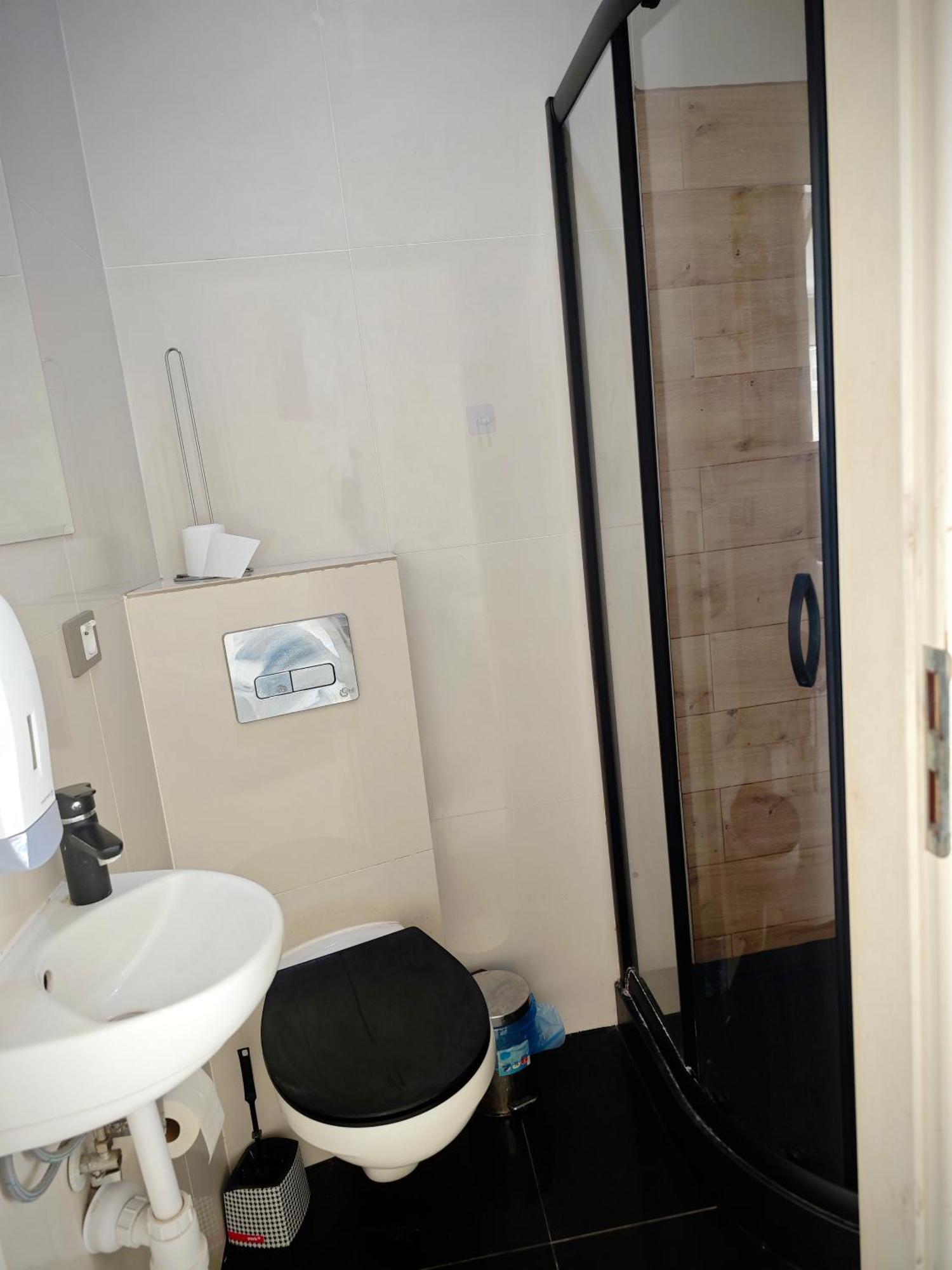 Apartamenty Wilcza - City Center Varsóvia Quarto foto